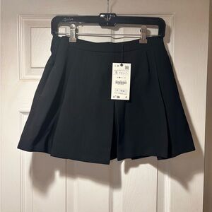 Zara Black Pleated Mini Skirt